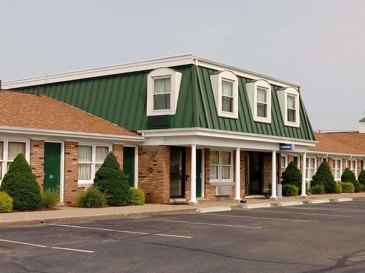 Travelodge By Wyndham Νέα Φιλαδέλφεια Εξωτερικό φωτογραφία